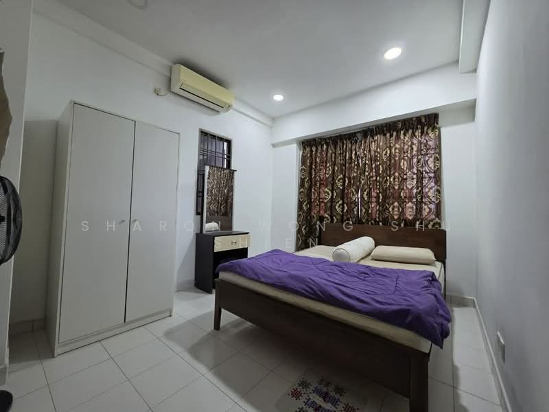 Pangsapuri untuk Dijual di Danga View Apartment - Sharon Wong Shu Shien - Bedroom - PropertyGuru.com.my