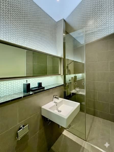 Servis Apartment untuk Disewa di Lucentia Residences - Susan Foo - Bathroom - PropertyGuru.com.my