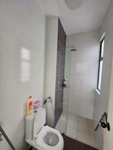Cluster House for Sale in Mutiara Rini (Skudai) - Noctis Tan - Bathroom - PropertyGuru.com.my