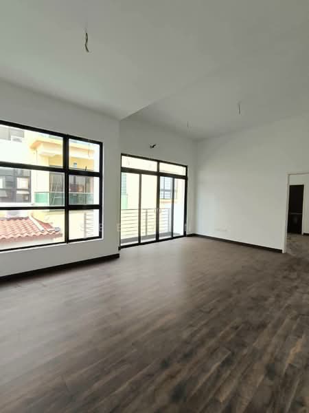 Rumah Berkembar untuk Dijual di Johor Bahru (Johor) - See Yin . - Living Room - PropertyGuru.com.my
