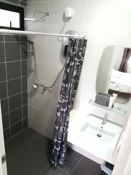 Service Residence for Rent at Meridin Suites @ The Meridin - Le Ching . - Bathroom - PropertyGuru.com.my
