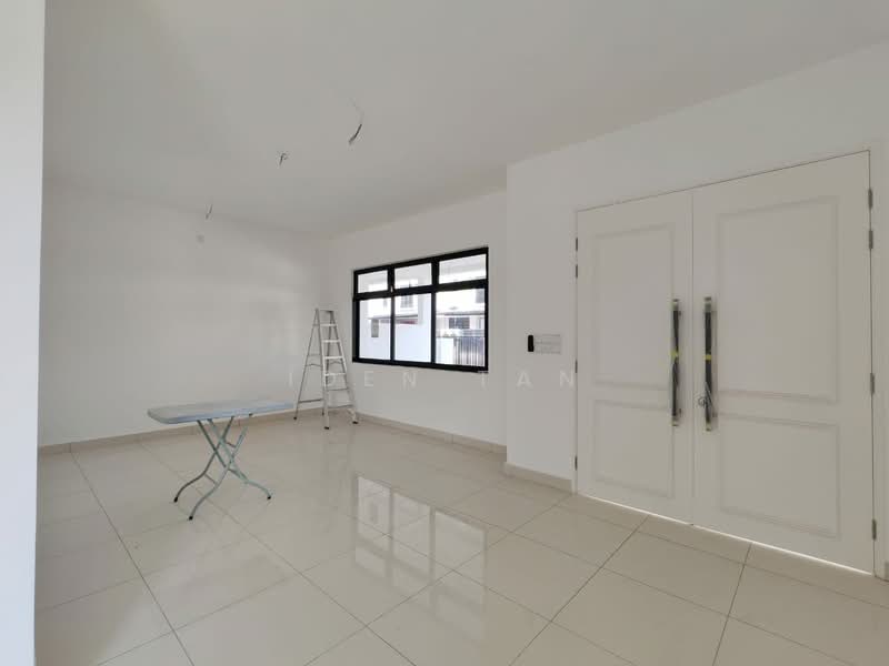 Rumah Teres untuk Dijual di Johor Bahru (Johor) - Iden Tan - Living Room - PropertyGuru.com.my