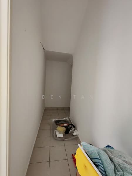 Rumah Teres untuk Dijual di Johor Bahru (Johor) - Iden Tan - Corridor - PropertyGuru.com.my