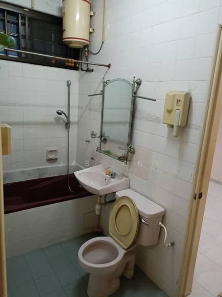 Semi-Detached House for Rent in Taman Perling (Labis) - Jasz Ong - PropertyGuru.com.my