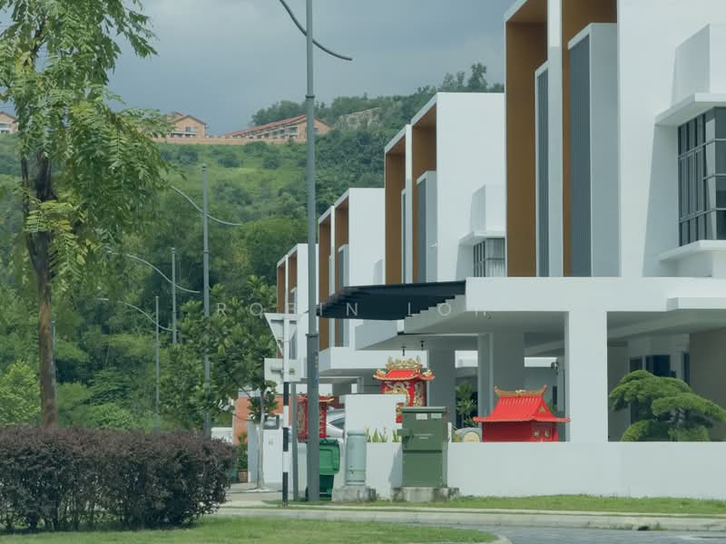 Semi-Detached House for Sale in Kajang (Selangor) - Robin Loh - PropertyGuru.com.my