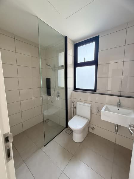 Service Residence for Sale at Duta Park Residences - Reen Loke - Bathroom - PropertyGuru.com.my