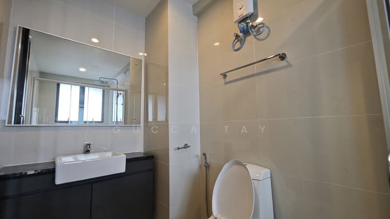Condominium for Sale at Royal Strand @ Country Garden Danga Bay - Gucca Tay - Bathroom - PropertyGuru.com.my
