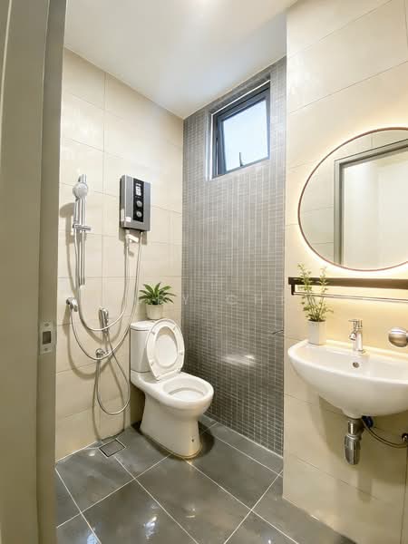 Pangsapuri untuk Disewa di D7 (D'Seven Lagoon Perdana) - Henry Chew - Bathroom - PropertyGuru.com.my