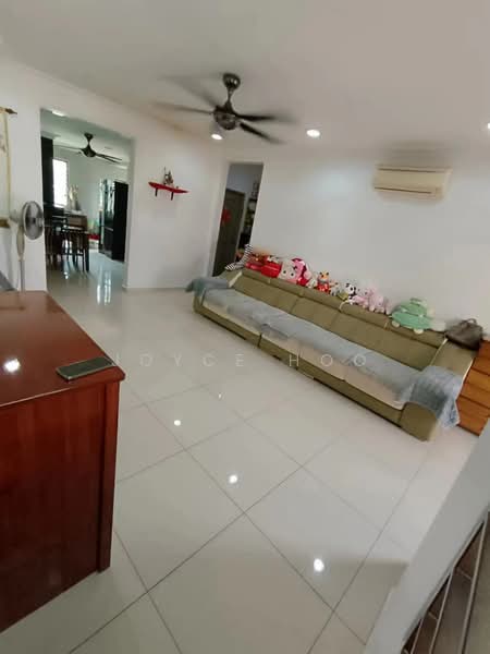 Rumah Teres 2 Tingkat untuk Dijual di Bandar Utama 10 (Bandar Utama) - Joyce Hoo - Living Room - PropertyGuru.com.my
