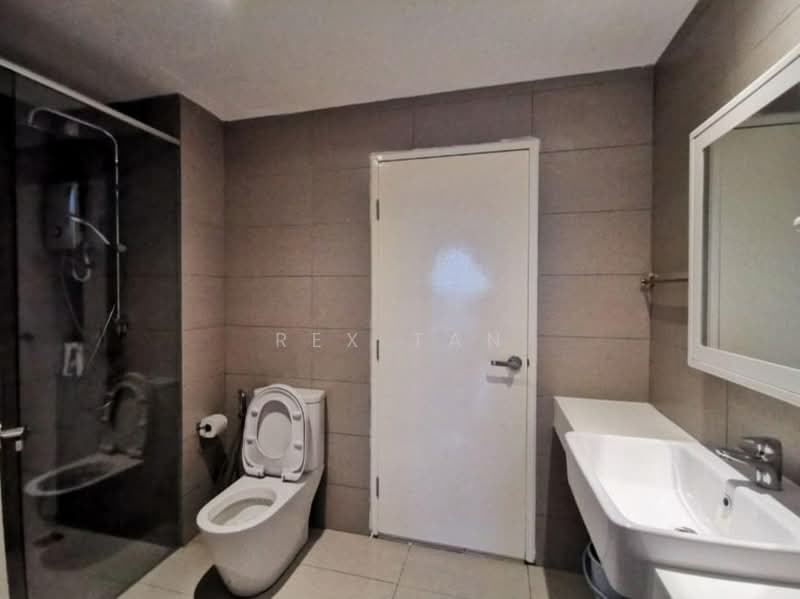Servis Apartment untuk Disewa di EkoCheras Service Residences - Rex Tan - Bathroom - PropertyGuru.com.my