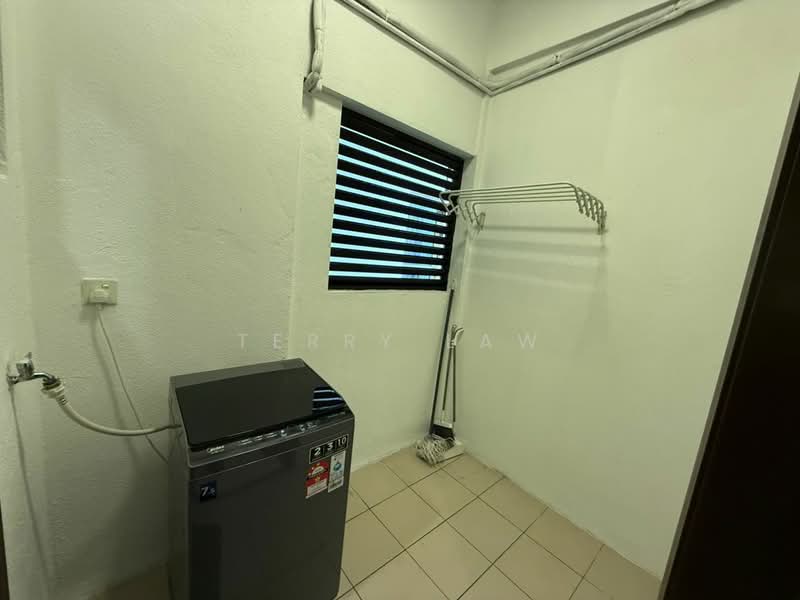 Servis Apartment untuk Dijual di Regalia Residence - Terry Law - PropertyGuru.com.my