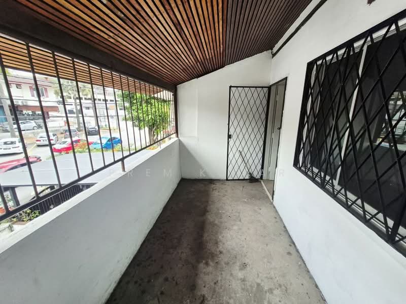 Rumah Teres 2 Tingkat untuk Dijual di Bangsar (Kuala Lumpur) - Prem Kumar - Balcony - PropertyGuru.com.my