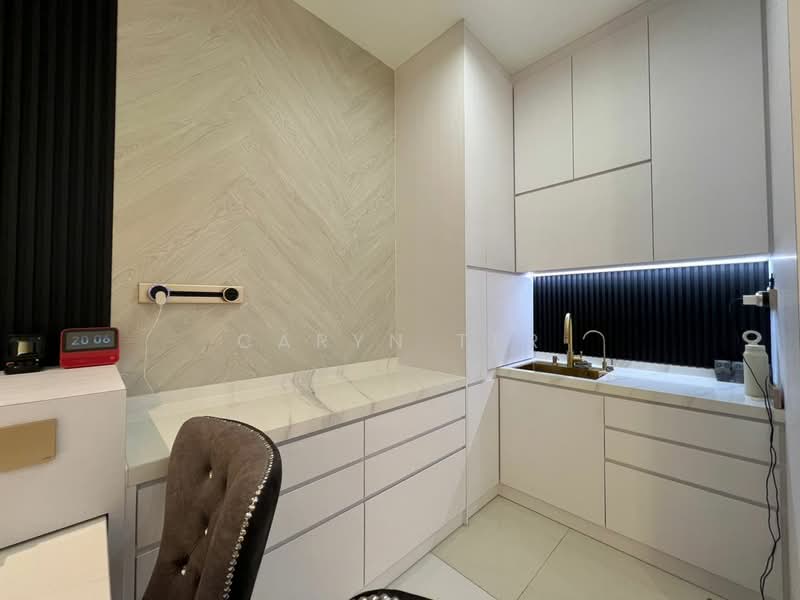 Kondominium untuk Dijual di Amberside @ Country Garden Danga Bay - Caryn Ter - Kitchen - PropertyGuru.com.my