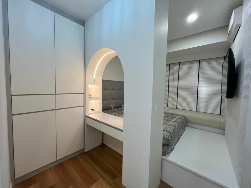 Kondominium untuk Dijual di Amberside @ Country Garden Danga Bay - Caryn Ter - Bedroom - PropertyGuru.com.my