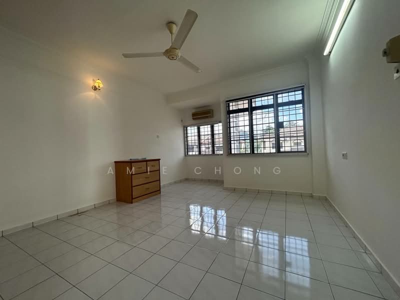 Semi-Detached House for Sale in Taman Sinfar (Ipoh) - Amie Chong - PropertyGuru.com.my