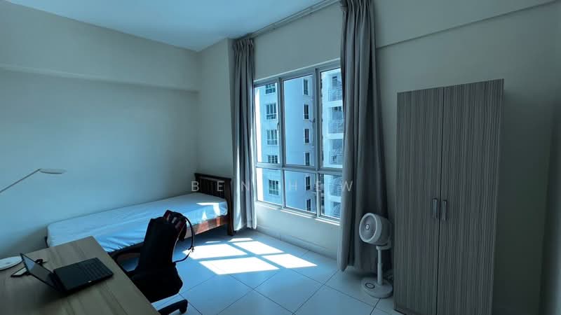 Kondominium untuk Dijual di Elit Heights @ Bayan City - Ben Hew - Bedroom - PropertyGuru.com.my
