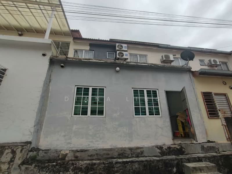 2-storey Terraced House for Sale in Kajang (Selangor) - Diana Ling - Exterior - PropertyGuru.com.my