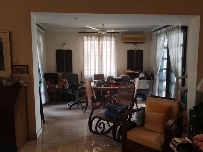 Rumah Berkembar untuk Dijual di Damansara Heights (Kuala Lumpur) - Lau Yoke Kok - Living Room - PropertyGuru.com.my