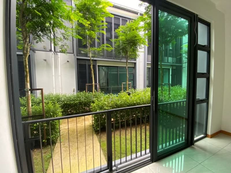 Rumah Teres untuk Dijual di Masai (Johor) - Debbie Chin - Balcony - PropertyGuru.com.my