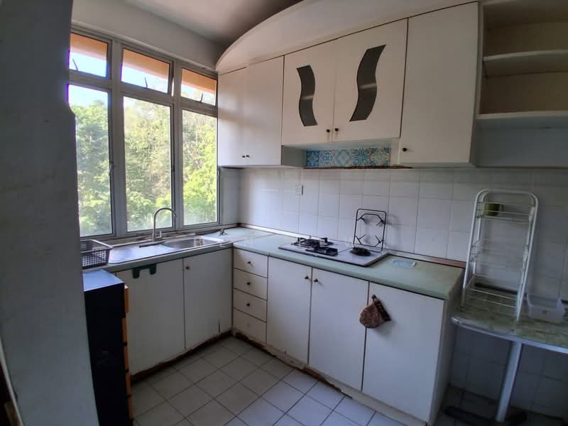 Condominium for Sale at Azuria Condominium - Ben Hew - Kitchen - PropertyGuru.com.my