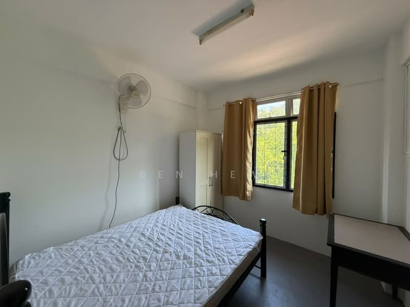 Condominium for Sale at Azuria Condominium - Ben Hew - PropertyGuru.com.my