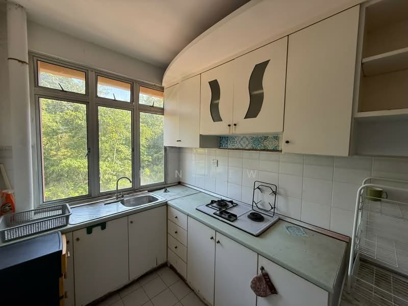 Condominium for Sale at Azuria Condominium - Ben Hew - PropertyGuru.com.my