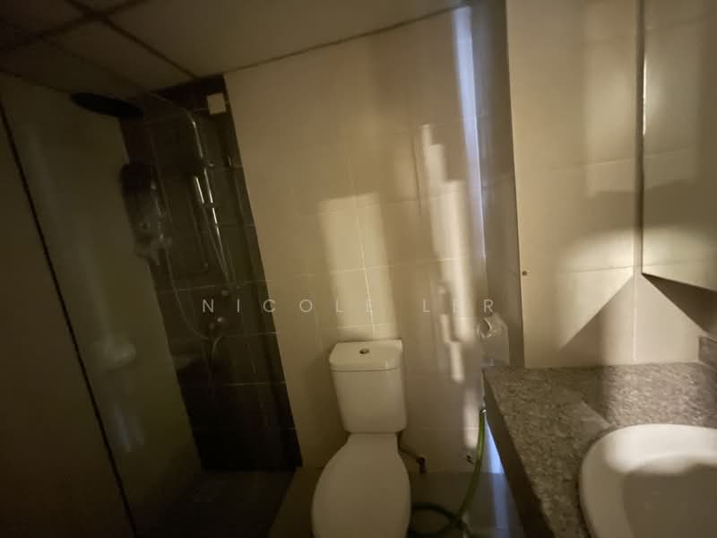 Kondominium untuk Disewa di Sri Ampang Hilir - Nicole Ler - Master bedroom attached bathroom - PropertyGuru.com.my