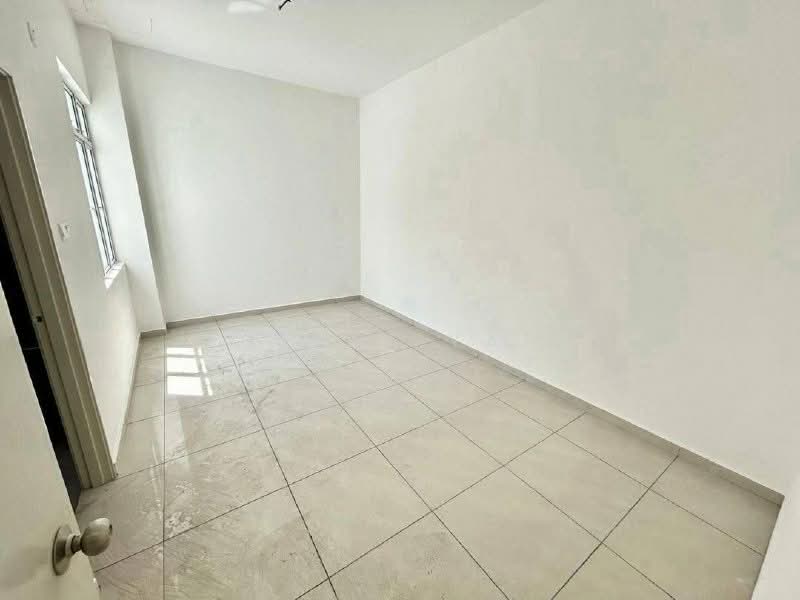 Rumah Kluster untuk Dijual di Setia Tropika (Johor Bahru) - Genki Yap - Interior - PropertyGuru.com.my
