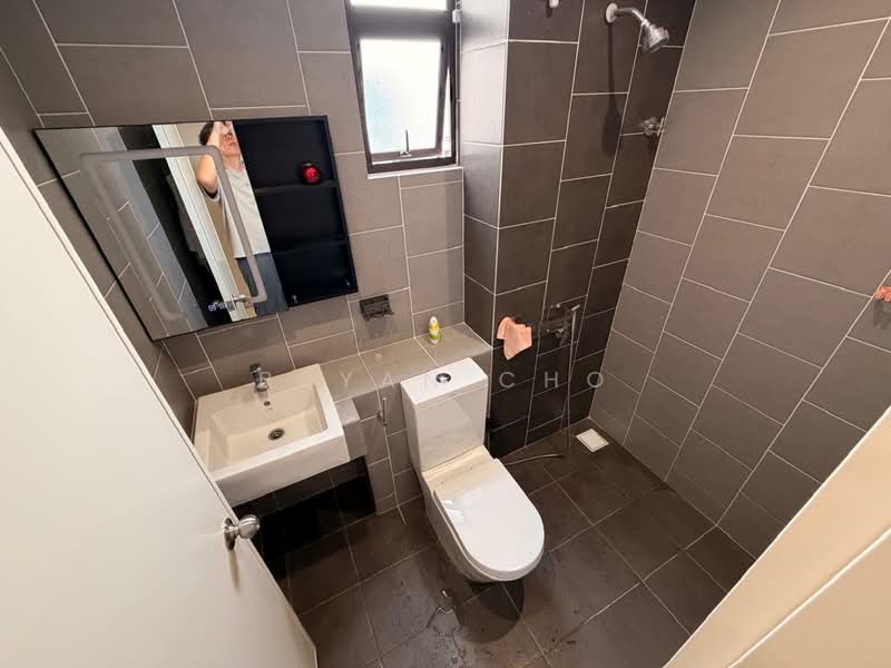 2-storey Terraced House for Sale in Hulu Langat (Selangor) - Bryan Cho - Bathroom - PropertyGuru.com.my