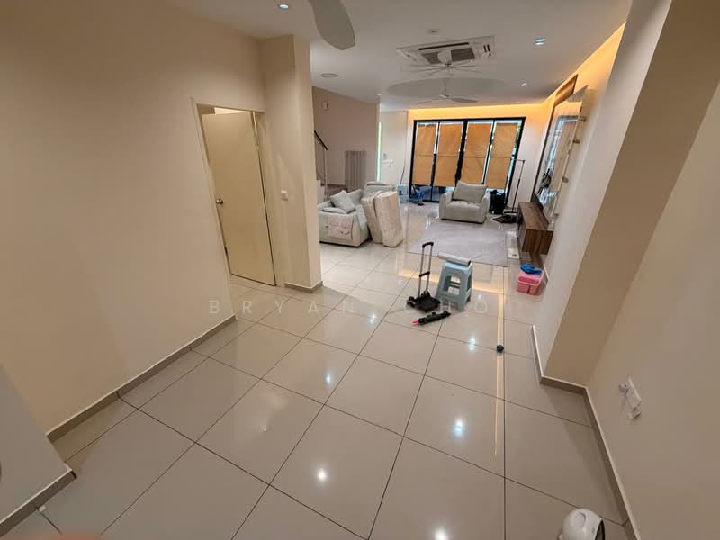 2-storey Terraced House for Sale in Hulu Langat (Selangor) - Bryan Cho - Living Room - PropertyGuru.com.my
