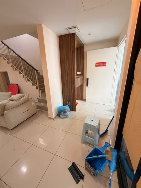 2-storey Terraced House for Sale in Hulu Langat (Selangor) - Bryan Cho - Entrance - PropertyGuru.com.my