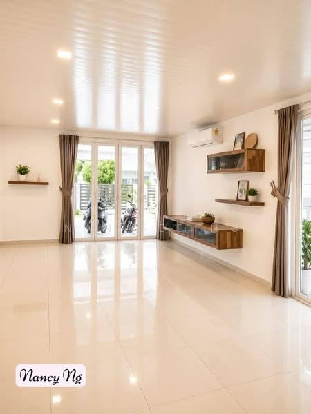 Rumah Berkembar untuk Dijual di Taman Perwira Indah (Simpang Ampat) - Nan See Ng - Living Room - PropertyGuru.com.my