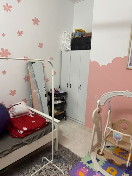 Rumah Teres untuk Dijual di Taman Dato Demang (Seri Kembangan) - Bryan Cho - Bedroom - PropertyGuru.com.my