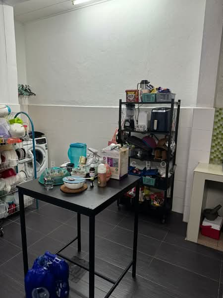 Rumah Teres untuk Dijual di Taman Dato Demang (Seri Kembangan) - Bryan Cho - Kitchen - PropertyGuru.com.my