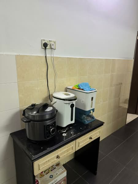 Rumah Teres untuk Dijual di Taman Dato Demang (Seri Kembangan) - Bryan Cho - Kitchen - PropertyGuru.com.my