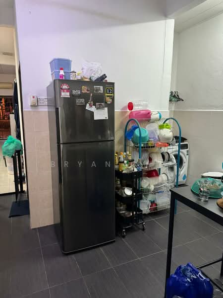 Rumah Teres untuk Dijual di Taman Dato Demang (Seri Kembangan) - Bryan Cho - Kitchen - PropertyGuru.com.my