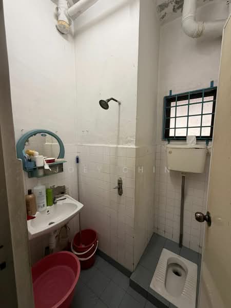 2-storey Terraced House for Sale in Johor Bahru (Johor) - Joey Chin - Bathroom - PropertyGuru.com.my
