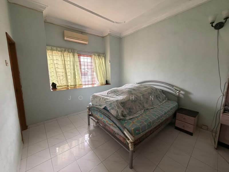 2-storey Terraced House for Sale in Johor Bahru (Johor) - Joey Chin - Bedroom - PropertyGuru.com.my