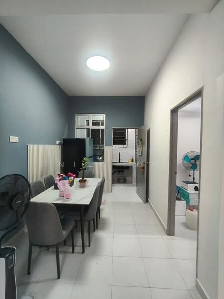 Rumah Teres 2 Tingkat untuk Disewa di Taman Pulai Mutiara (Iskandar Puteri (Nusajaya)) - Nick Low - Dining Room - PropertyGuru.com.my