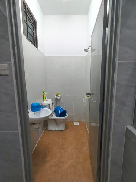 Rumah Teres 2 Tingkat untuk Disewa di Taman Pulai Mutiara (Iskandar Puteri (Nusajaya)) - Nick Low - Bathroom - PropertyGuru.com.my