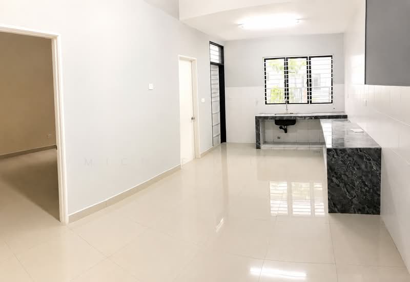 2-storey Terraced House for Rent in Rawang (Selangor) - Michael Siong - Kitchen - PropertyGuru.com.my