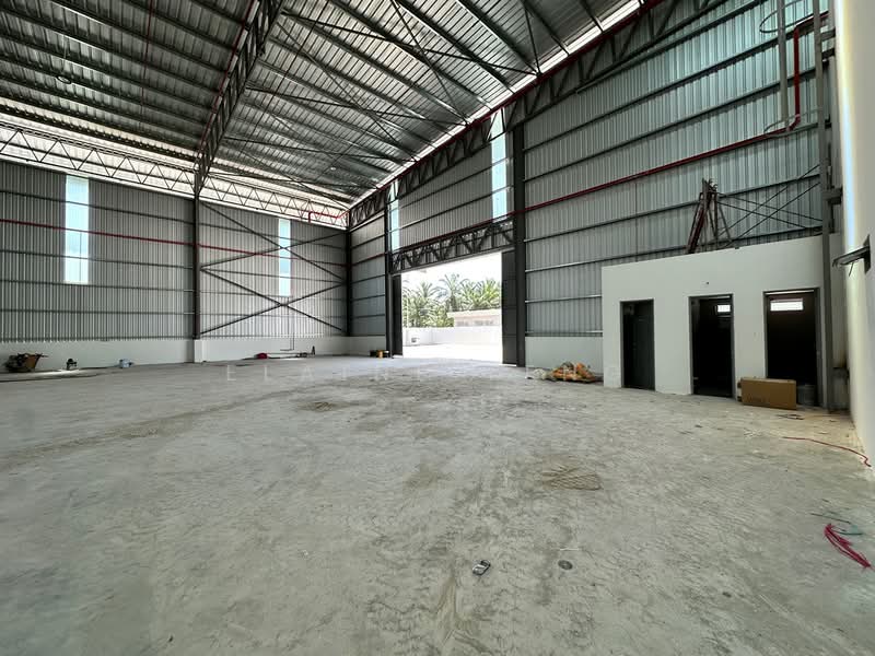 Detached Factory for Rent in Kampung Teluk Mengkuang (Telok Panglima Garang) - Elaine Teng - Interior - PropertyGuru.com.my
