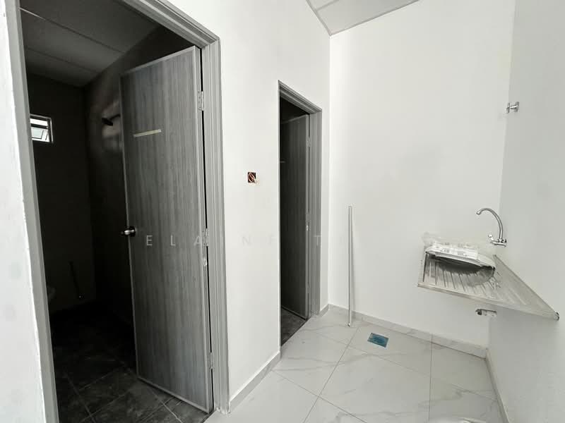Detached Factory for Rent in Kampung Teluk Mengkuang (Telok Panglima Garang) - Elaine Teng - Interior - PropertyGuru.com.my