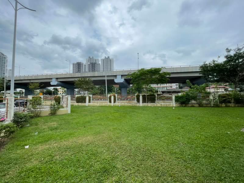 Rumah Teres 2 Tingkat untuk Dijual di Southbay (Batu Maung) - Calvin Keoh - Exterior - PropertyGuru.com.my