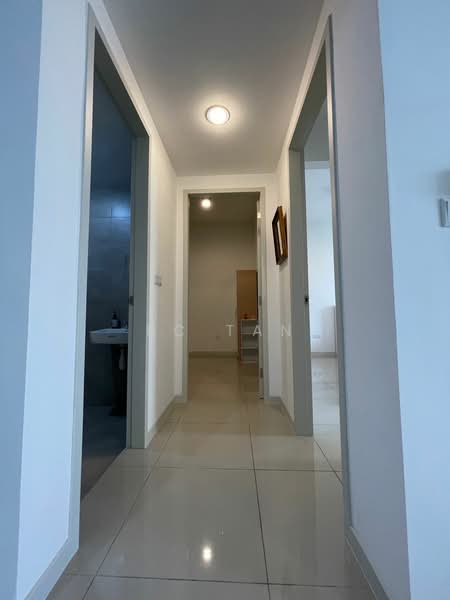 Servis Apartment untuk Disewa di Savio @ Riana Dutamas - BC TAN - Corridor - PropertyGuru.com.my