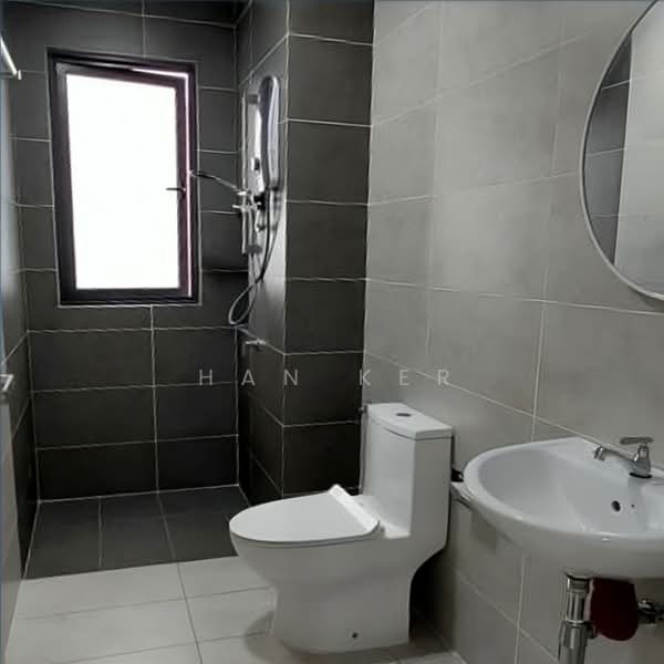 Service Residence for Sale at M Oscar - Han Ker - Bathroom - PropertyGuru.com.my