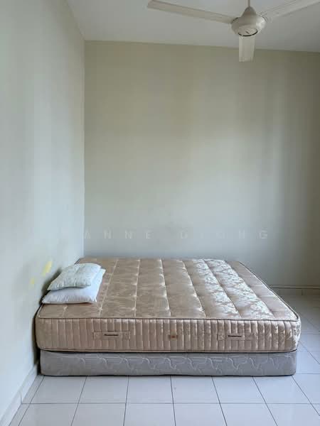 Pangsapuri untuk Disewa di Pangsapuri Lagoon Perdana - Joanne Diong - Bedroom - PropertyGuru.com.my