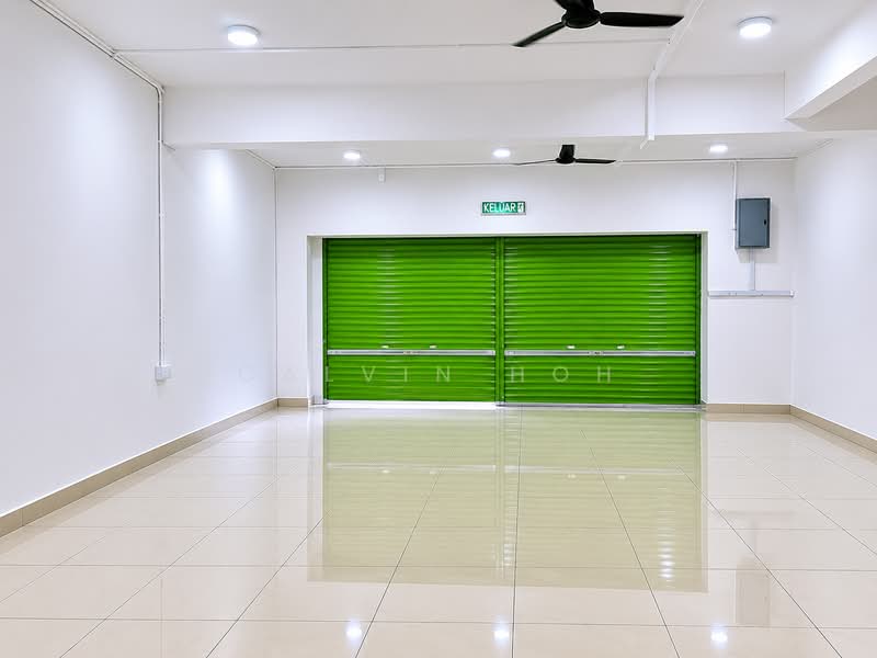 Shop for Rent in Bandar Puteri Puchong (Puchong) - Calvin Hoh - Interior - PropertyGuru.com.my