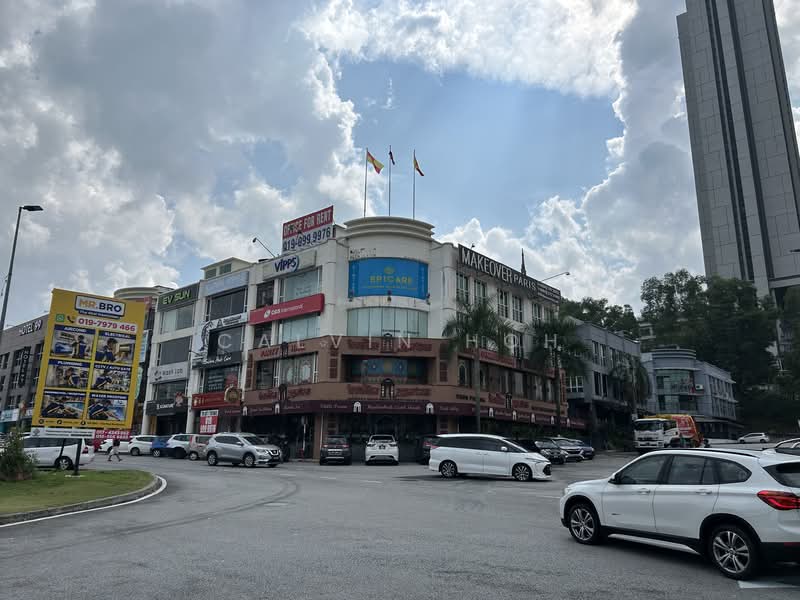Shop for Rent in Bandar Puteri Puchong (Puchong) - Calvin Hoh - Exterior - PropertyGuru.com.my