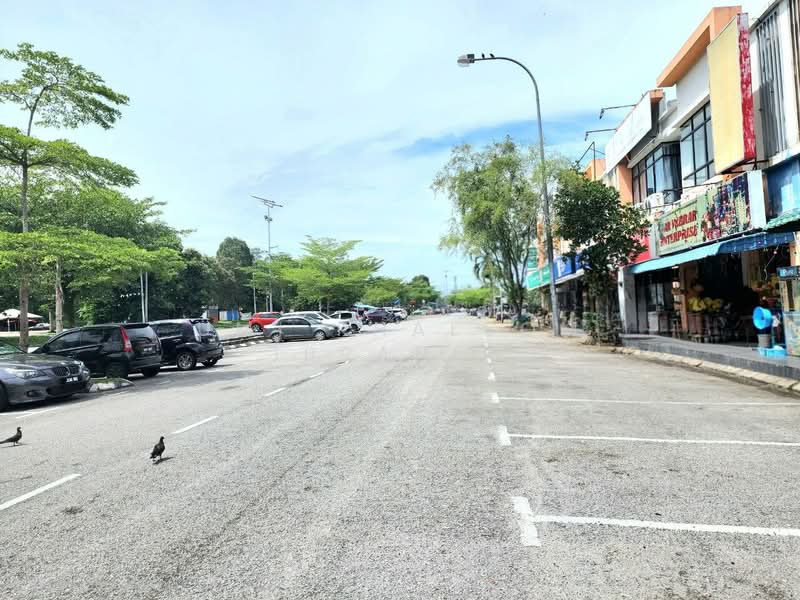 Shop for Sale in Bandar Tasik Kesuma (Beranang) - Umi Khalsom Ibrahim - PropertyGuru.com.my
